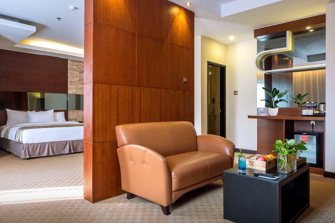 Da Vienna Boutique Hotel Batam Buitenkant foto
